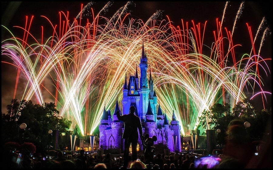 Magic Kingdom Park by night