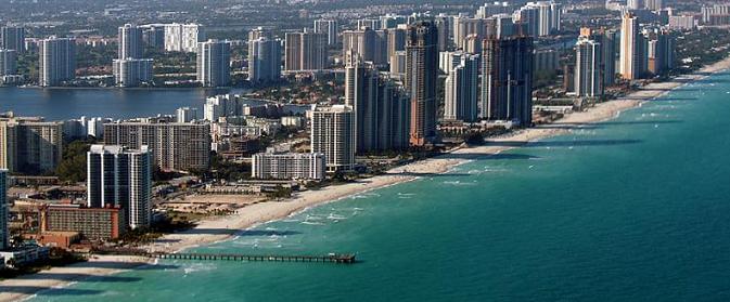 Hollywood Beach during the day