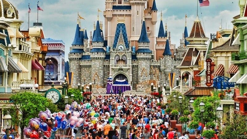 How much does the average trip to Orlando cost?