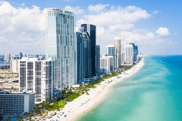 How to find cheap flights to Miami